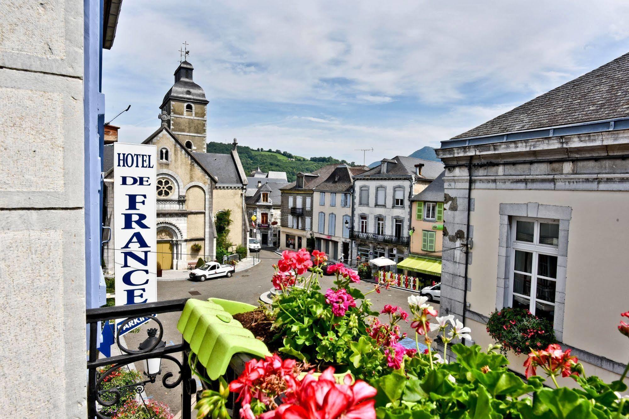 Logis Hotel De France Arudy Exterior photo